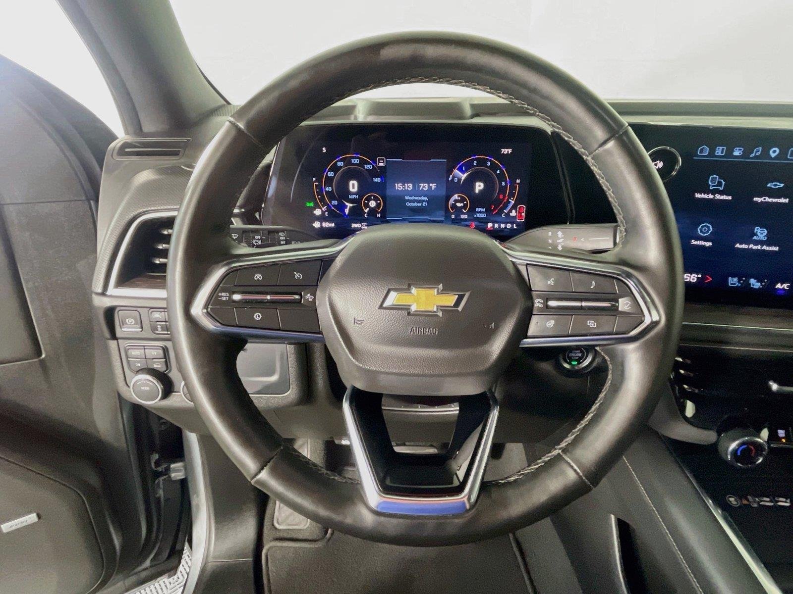 Used 2025 Chevrolet Tahoe Premier AWD/4WD image 13