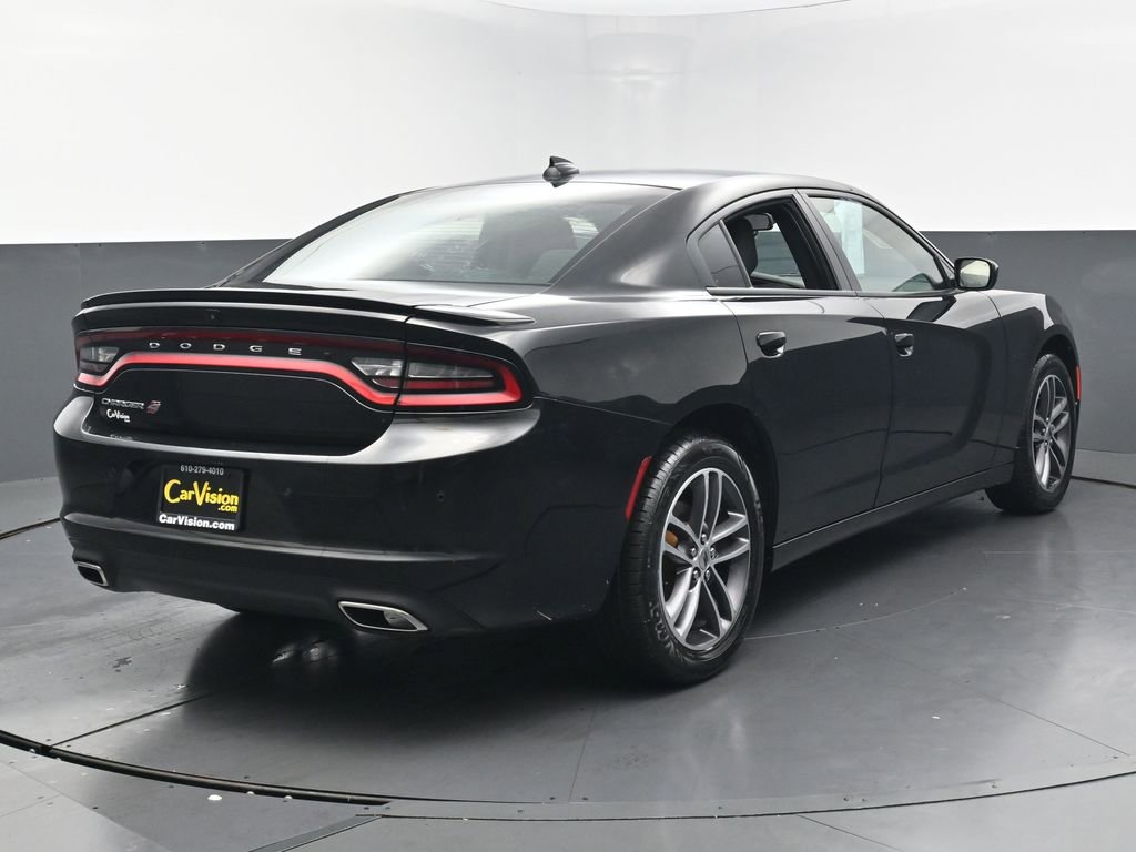 Used 2019 Dodge Charger SXT image 5