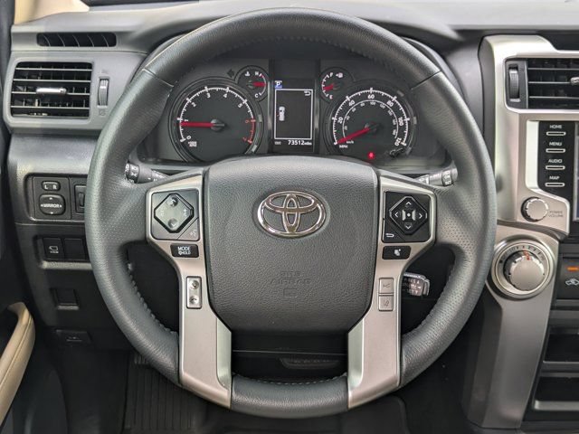 Used 2022 Toyota 4Runner SR5 Premium w/ Moonroof Package AWD/4WD image 20
