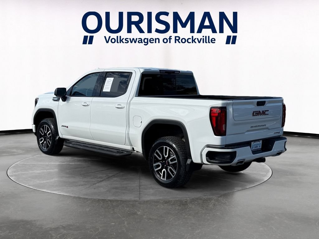 Used 2025 GMC Sierra 1500 AT4 w/ Technology Package AWD/4WD image 4