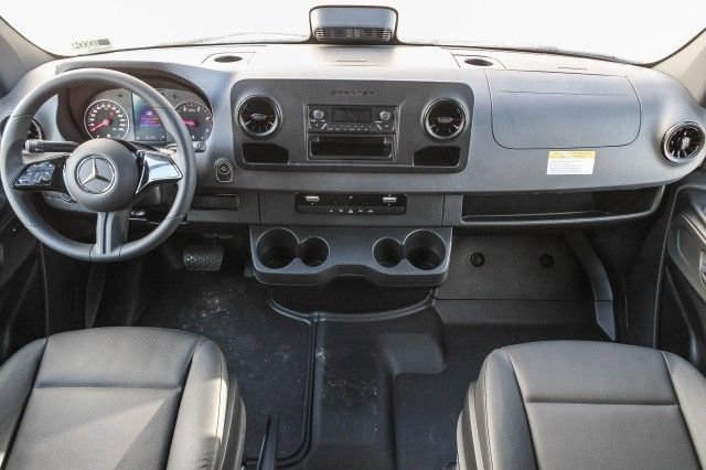 New 2025 Mercedes-Benz Sprinter 2500 image 10