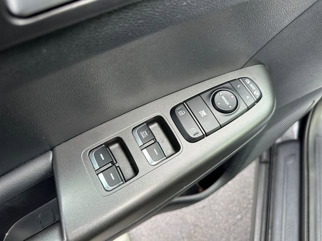 Used 2022 Kia Sportage LX w/ LX FWD Value Edition Package image 19