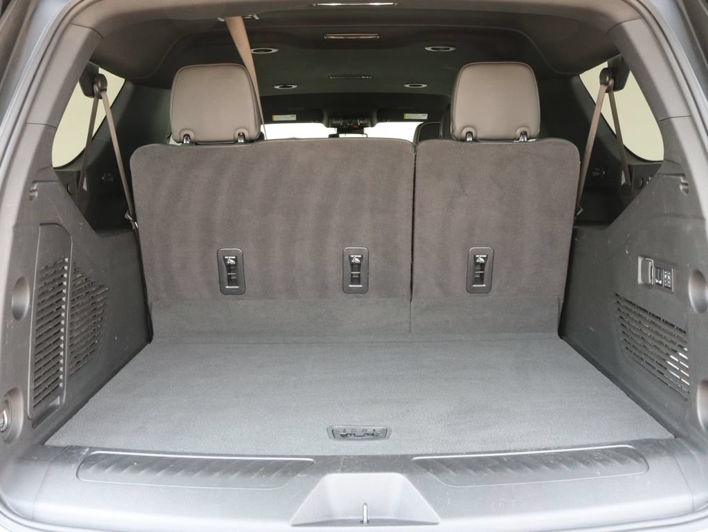 Used 2025 GMC Yukon XL Elevation AWD/4WD image 33