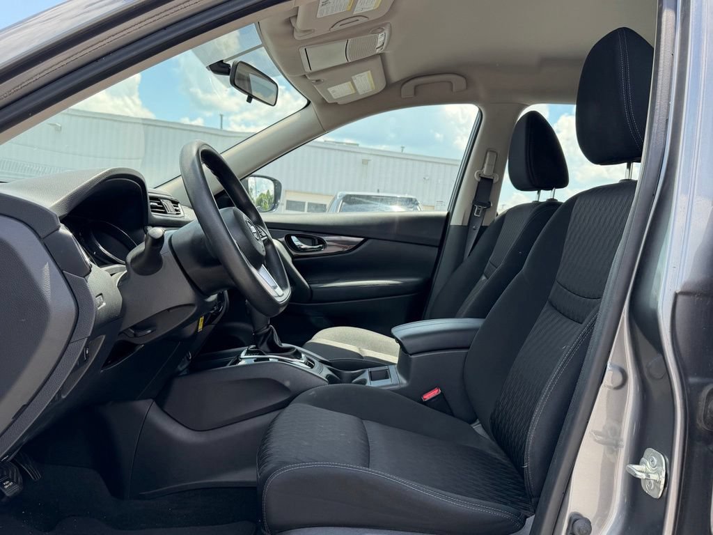 Used 2018 Nissan Rogue S FWD image 14