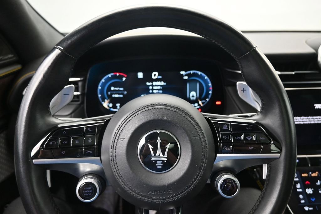 Used 2023 Maserati Grecale Modena AWD/4WD image 13