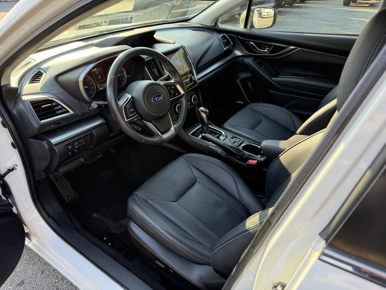 Used 2017 Subaru Impreza 2.0i Limited image 8