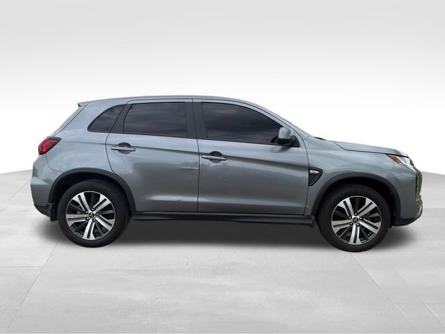 Used 2025 Mitsubishi Outlander Sport AWD image 4