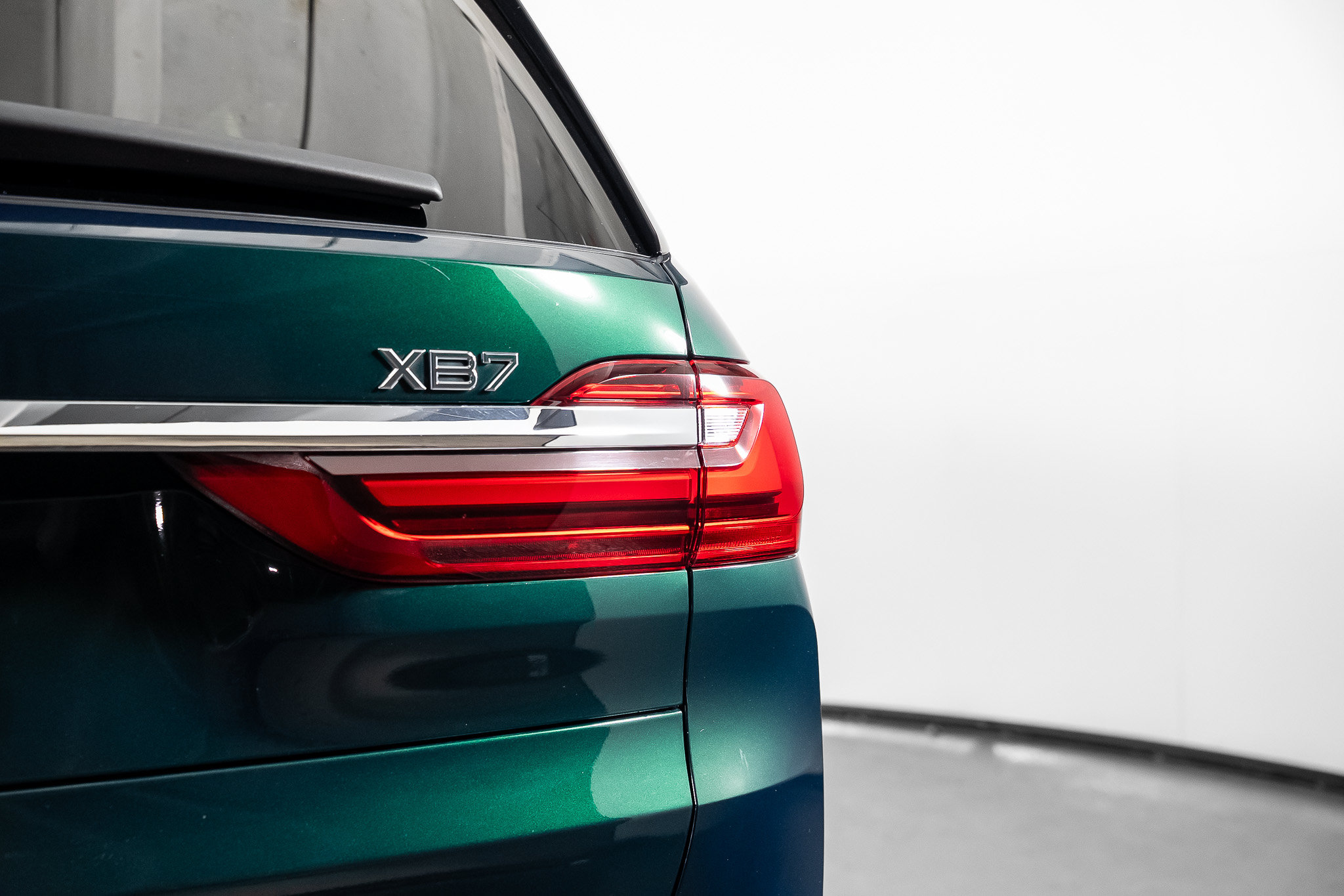 Used 2022 BMW ALPINA XB7 AWD/4WD image 25