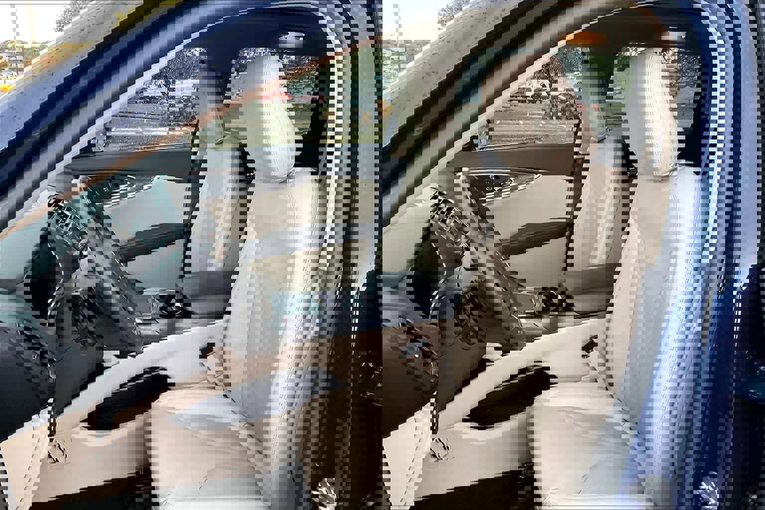 Used 2020 Lincoln Nautilus Reserve image 11