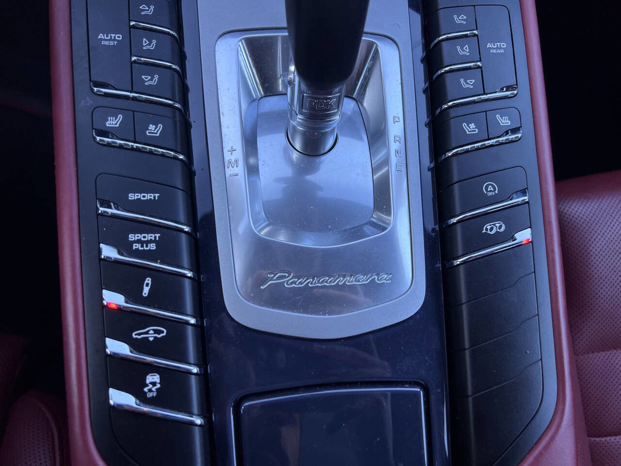 Used 2016 Porsche Panamera GTS image 22