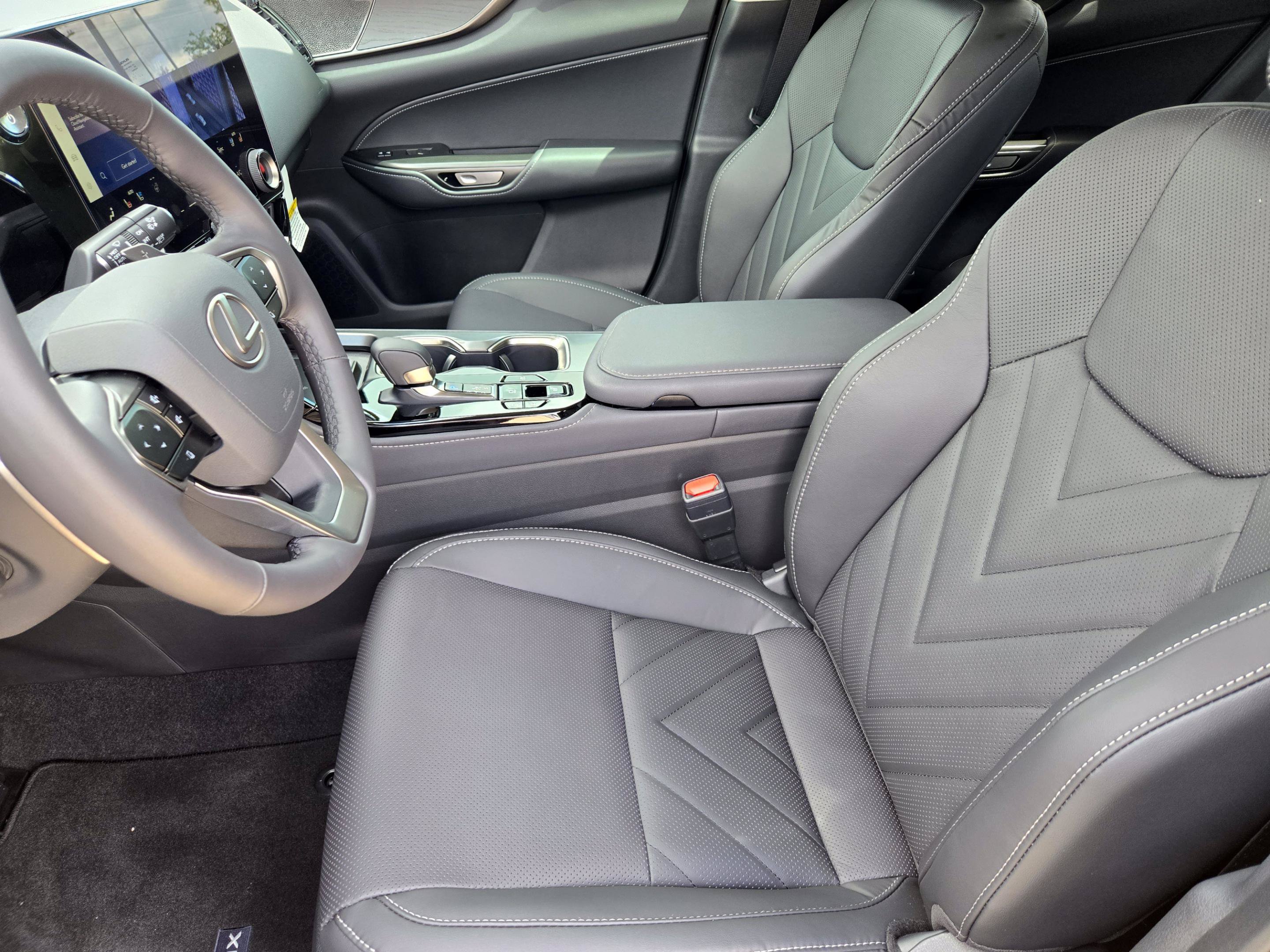 New 2026 Lexus NX 350h AWD w/ Luxury Package image 5