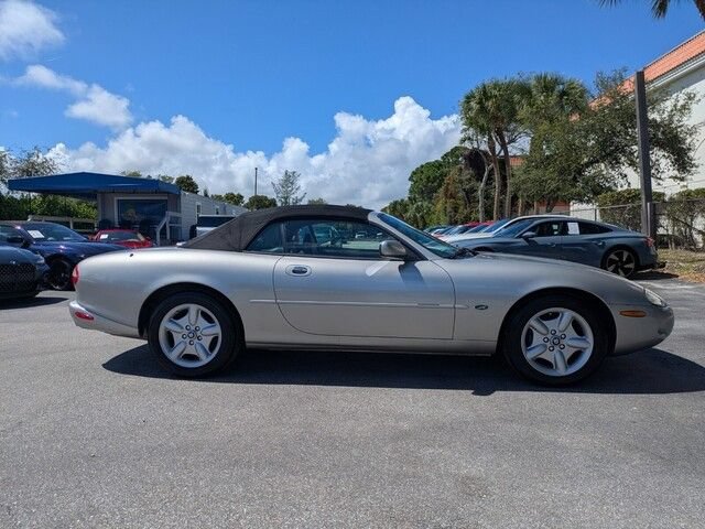 Used 1998 Jaguar XK8 Convertible RWD image 9