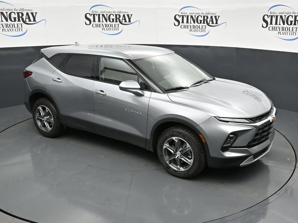 Used 2025 Chevrolet Blazer LT FWD image 18