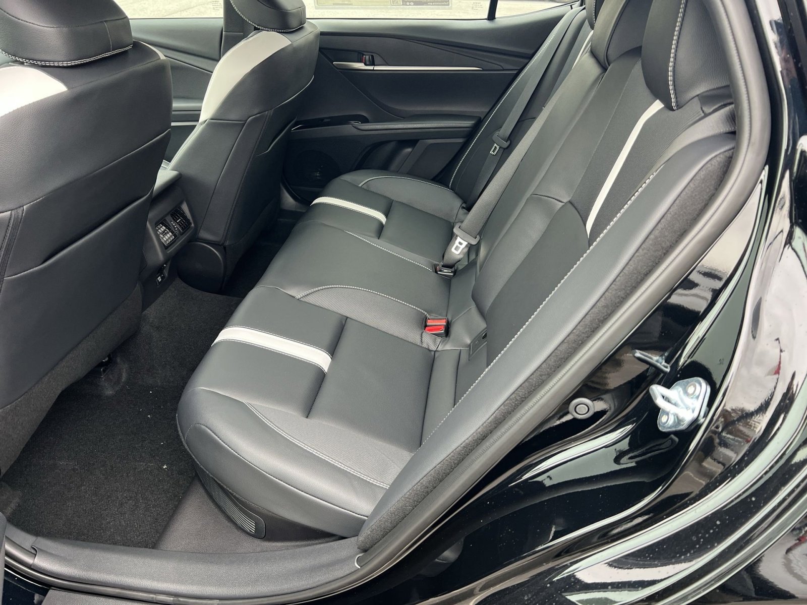 New 2026 Toyota Camry Hybrid image 19