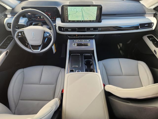 New 2026 Lincoln Aviator AWD w/ Jet Appearance Package image 11