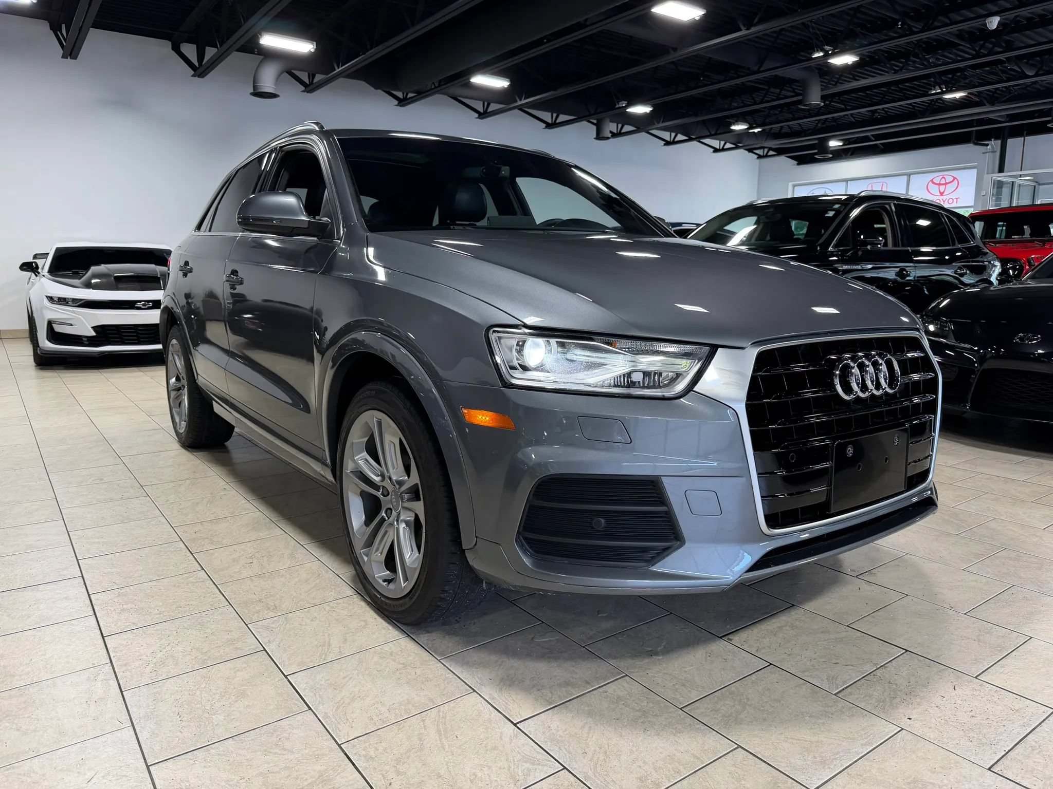 Used 2017 Audi Q3 2.0T Premium Plus w/ Premium Plus Package AWD/4WD image 9