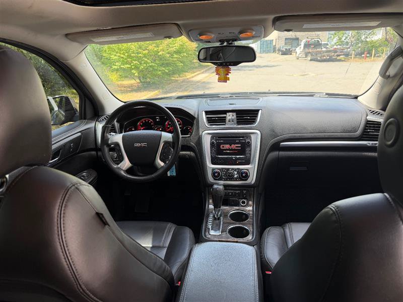 Used 2016 GMC Acadia SLT AWD/4WD image 16