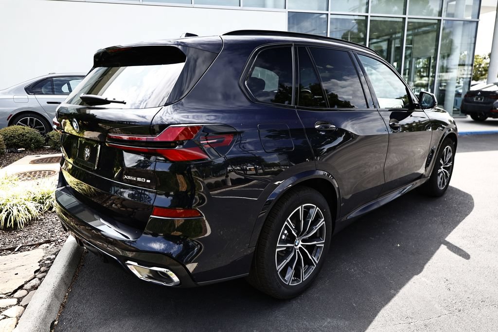 New 2026 BMW X5 xDrive50e w/ M Sport Package AWD/4WD image 8
