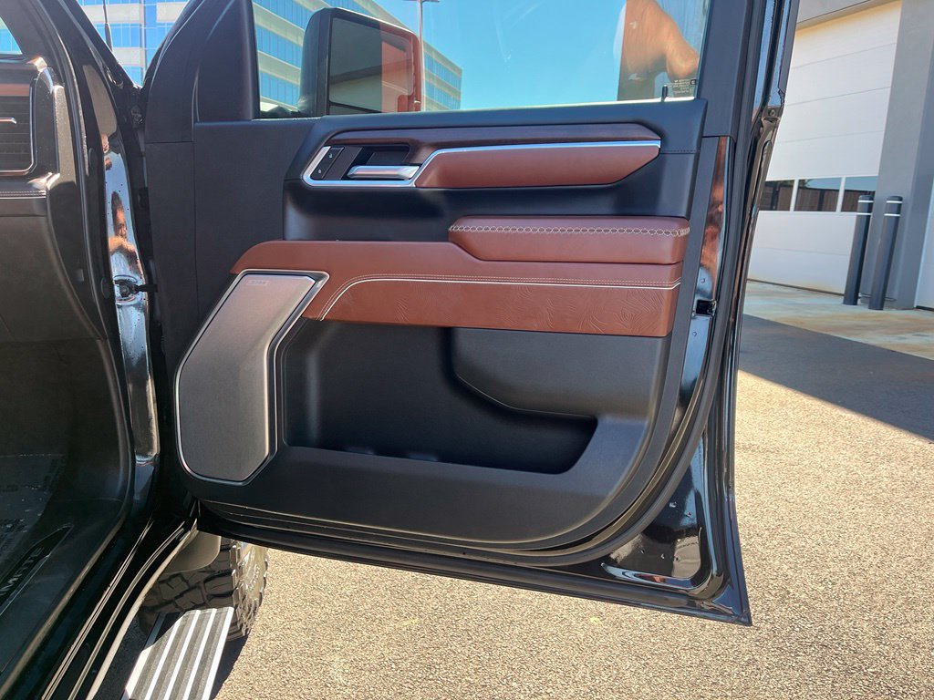 Used 2026 GMC Sierra 3500 Denali Ultimate AWD/4WD image 21