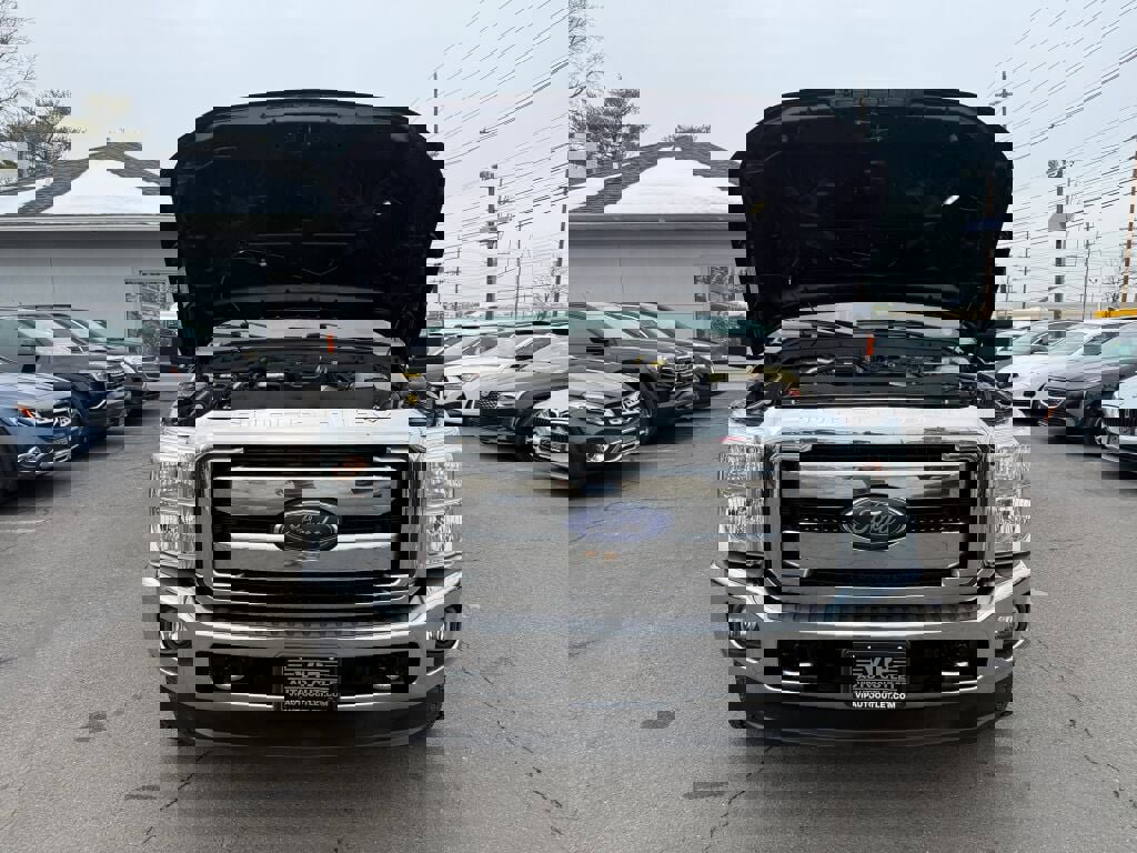 Used 2016 Ford F350 Lariat w/ Chrome Package image 30