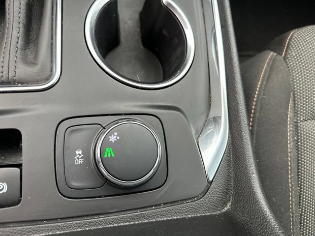 Used 2020 Chevrolet Traverse LT FWD image 35