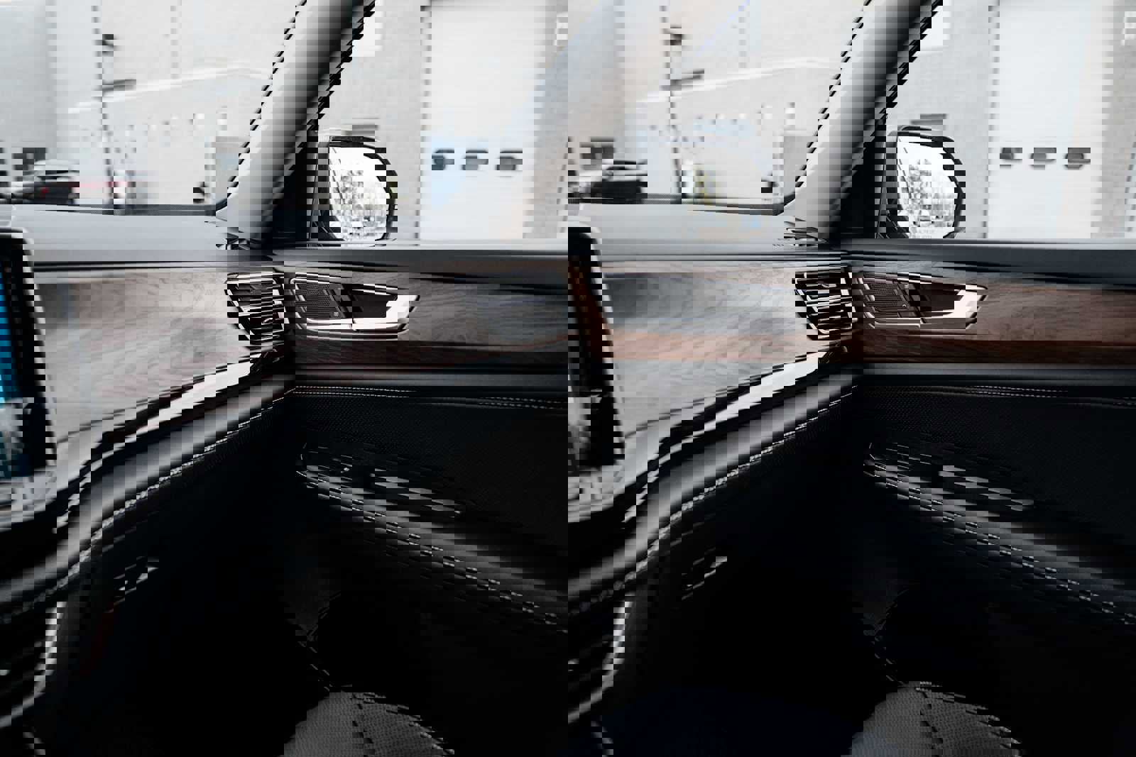 New 2026 Volkswagen Atlas SE image 35