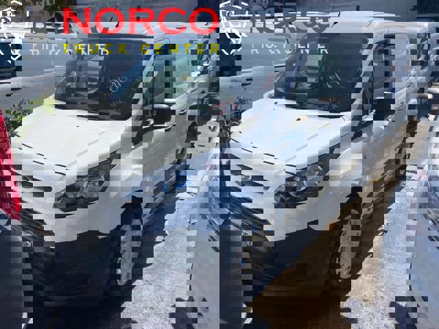 Used 2017 Ford Transit Connect XL image 1