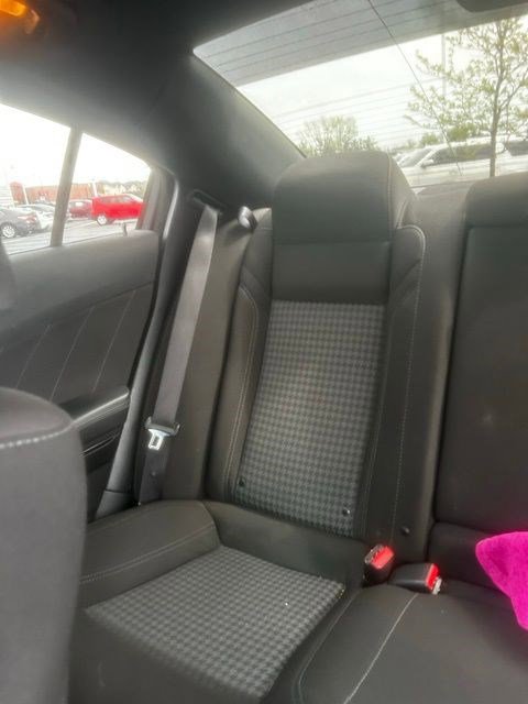 Used 2021 Dodge Charger SXT w/ Blacktop Package image 10