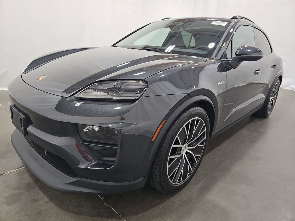 Used 2025 Porsche Macan Electric RWD image 1