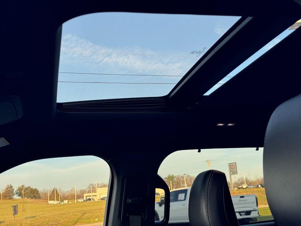 Used 2023 Ford Explorer ST w/ Equipment Group 401A image 31