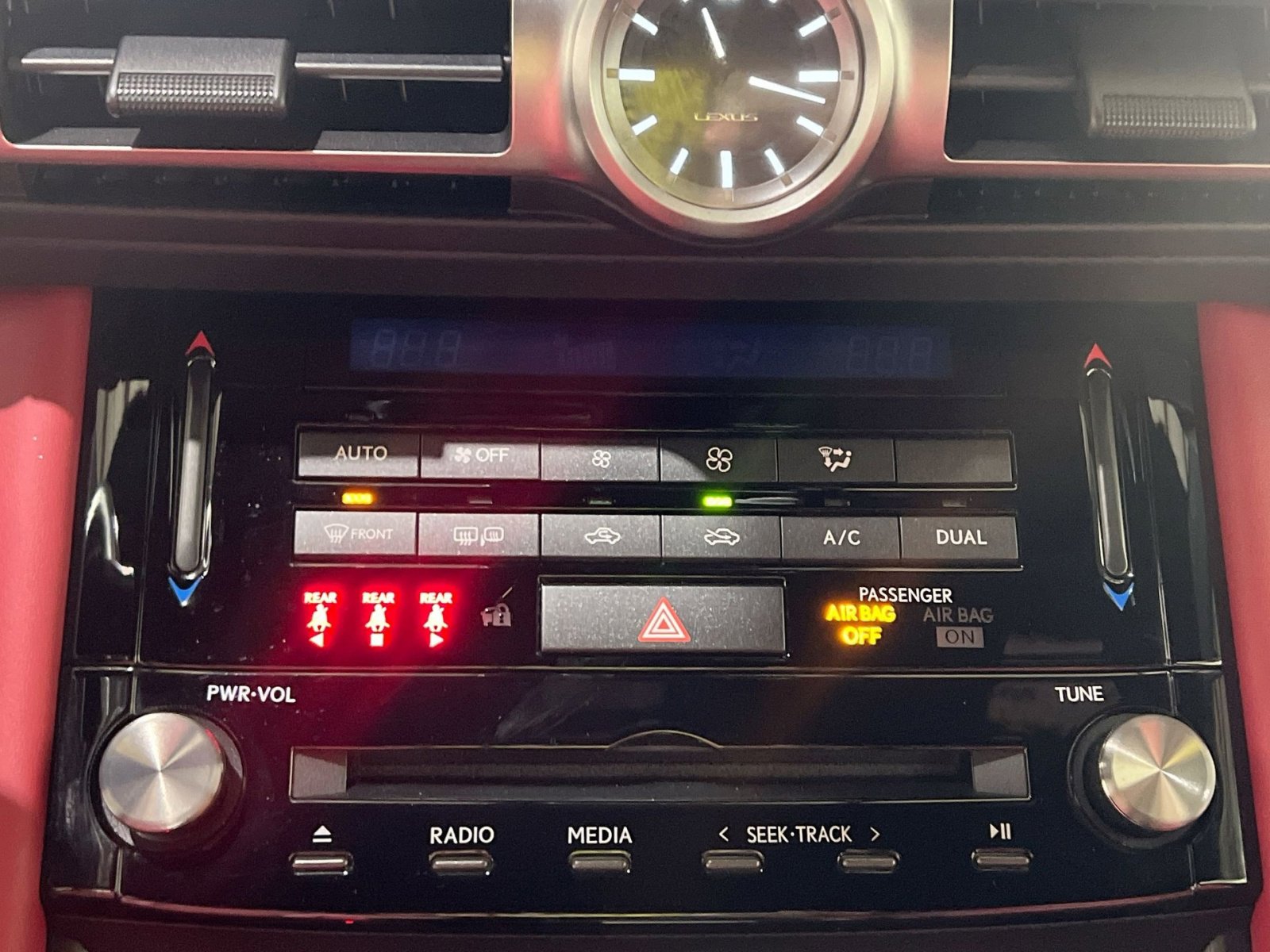 Used 2022 Lexus IS 350 F Sport image 19