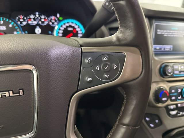 Used 2017 GMC Yukon Denali AWD/4WD image 38