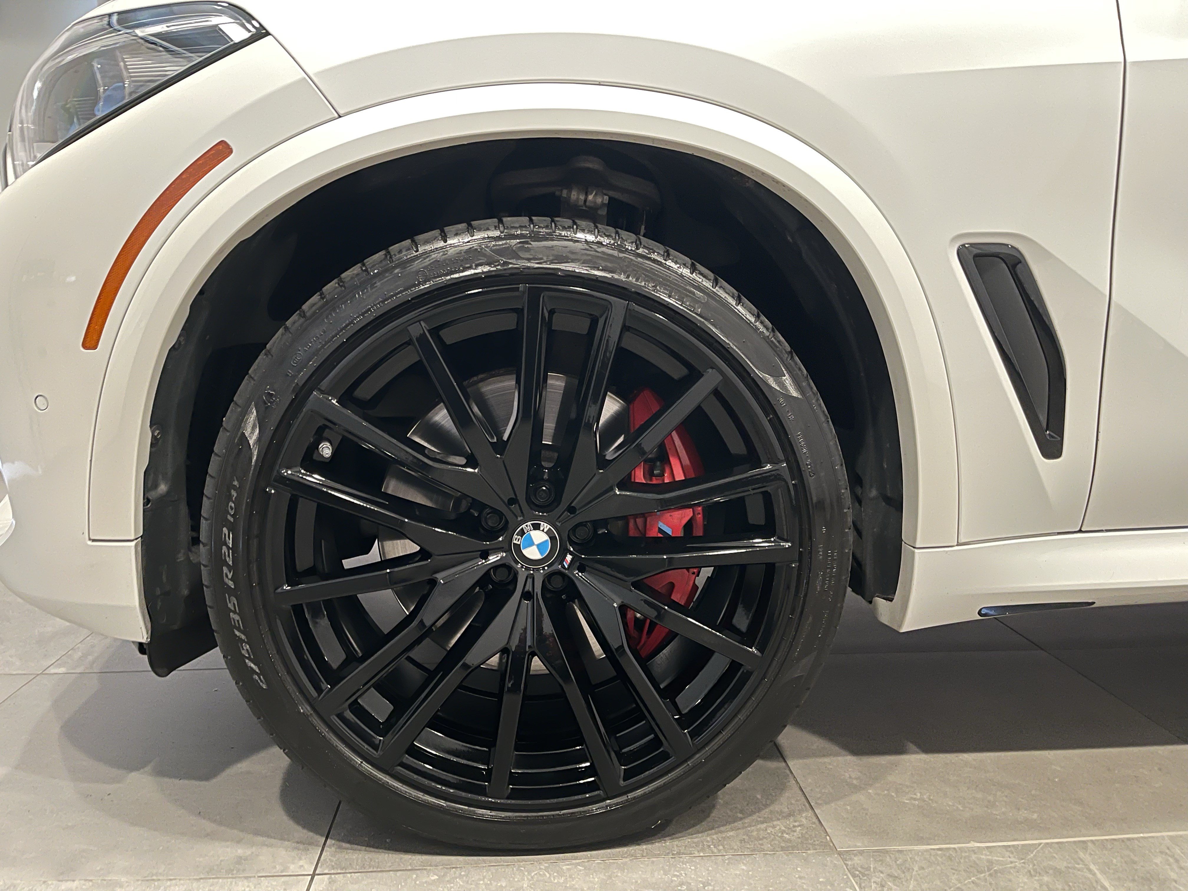 Certified 2022 BMW X5 M50i w/ Executive Package AWD/4WD image 7