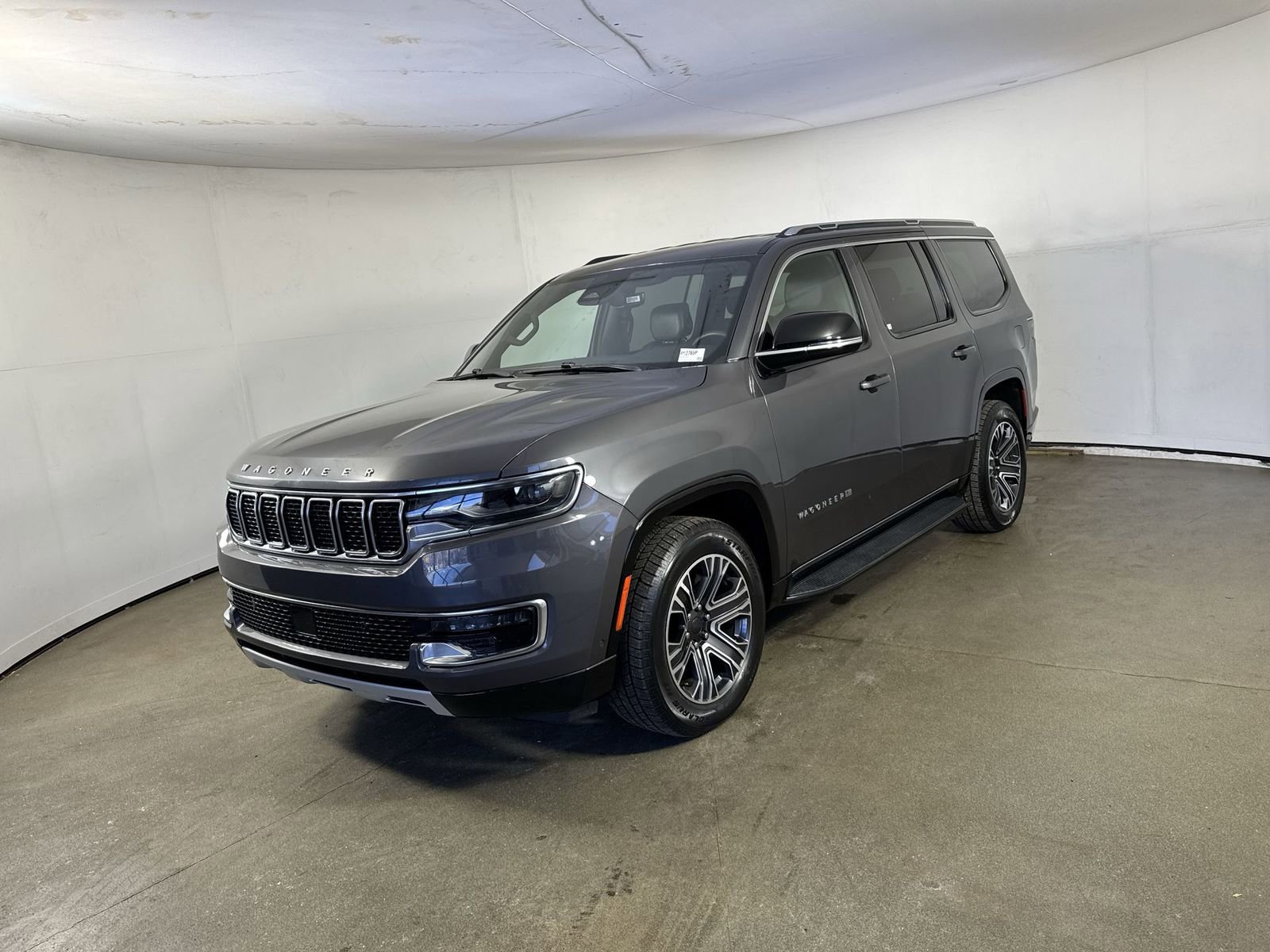 Used 2024 Jeep Wagoneer Series II w/ Flexible Seating Group video 2