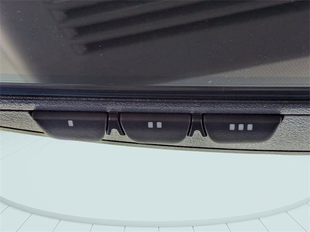 New 2025 Mitsubishi Outlander SE image 33