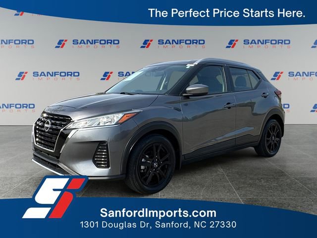 Used 2023 Nissan Kicks SV FWD image 1