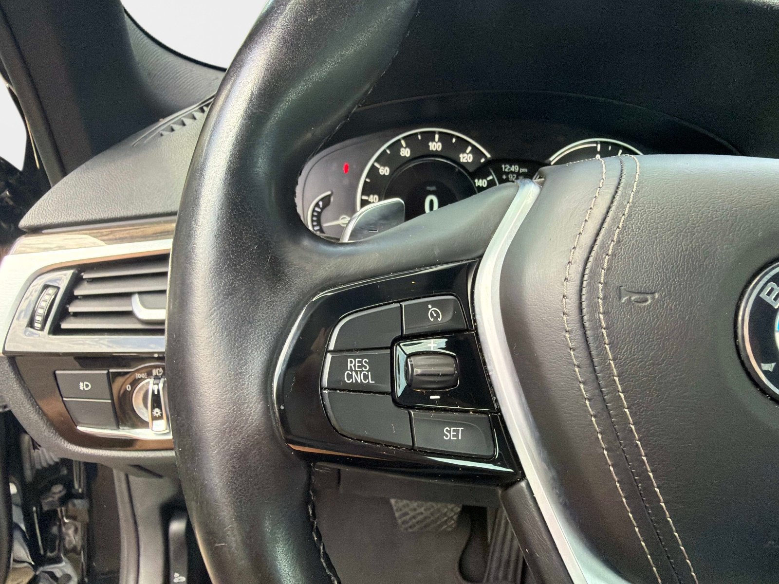 Used 2018 BMW 530e xDrive AWD/4WD image 27