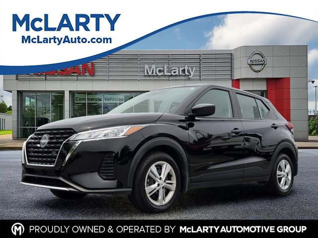 Certified 2025 Nissan Kicks Play S