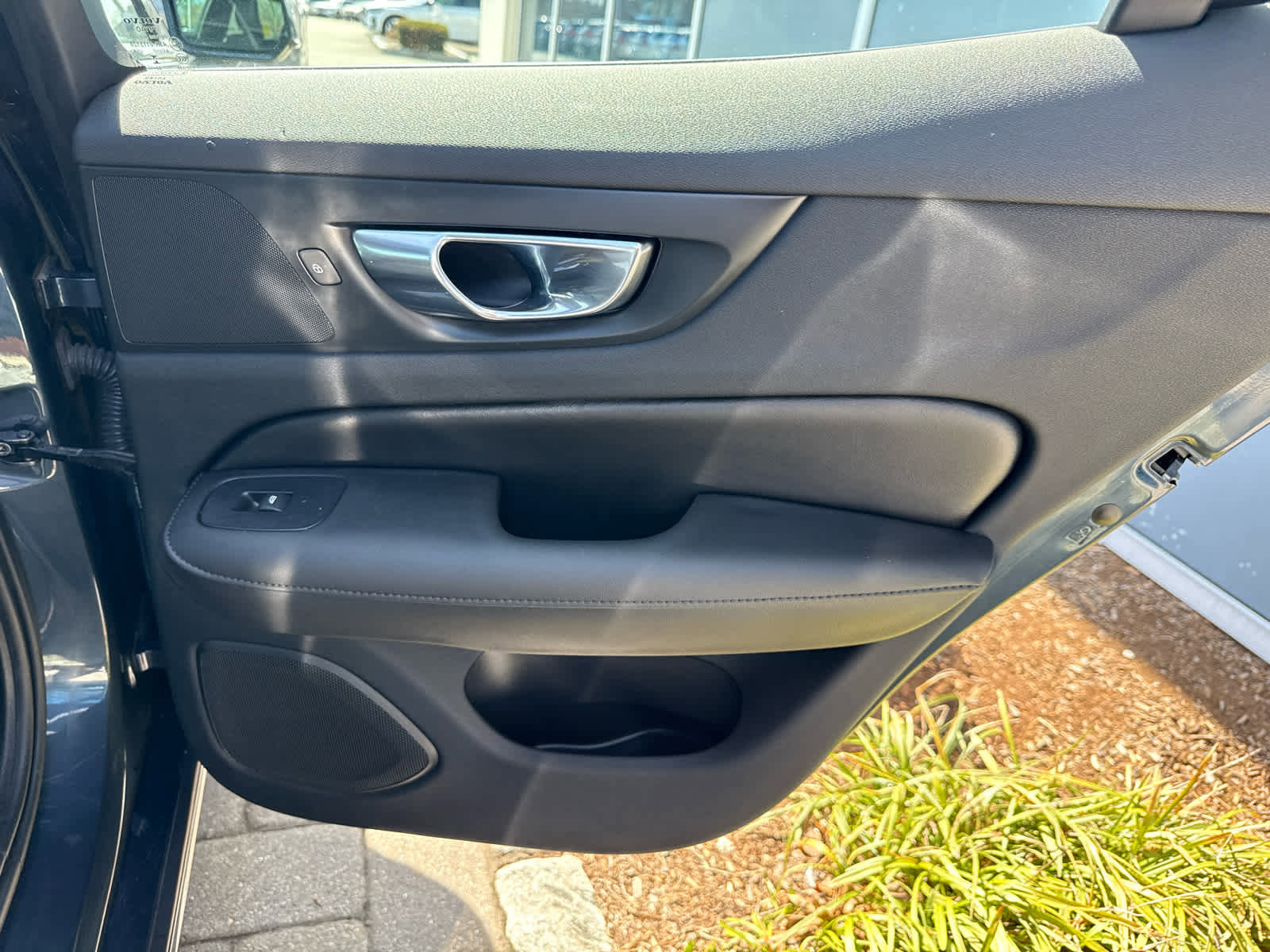 Used 2023 Volvo S60 B5 Ultimate w/ Climate Package FWD image 21