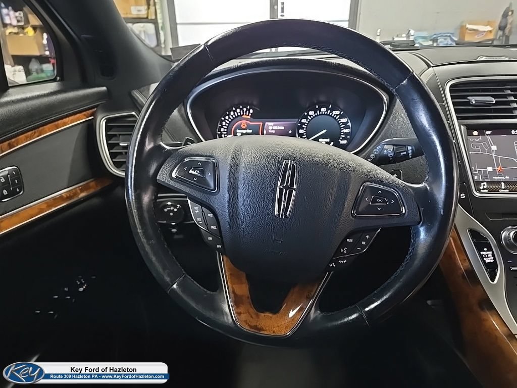 Used 2018 Lincoln MKX Reserve AWD/4WD image 26