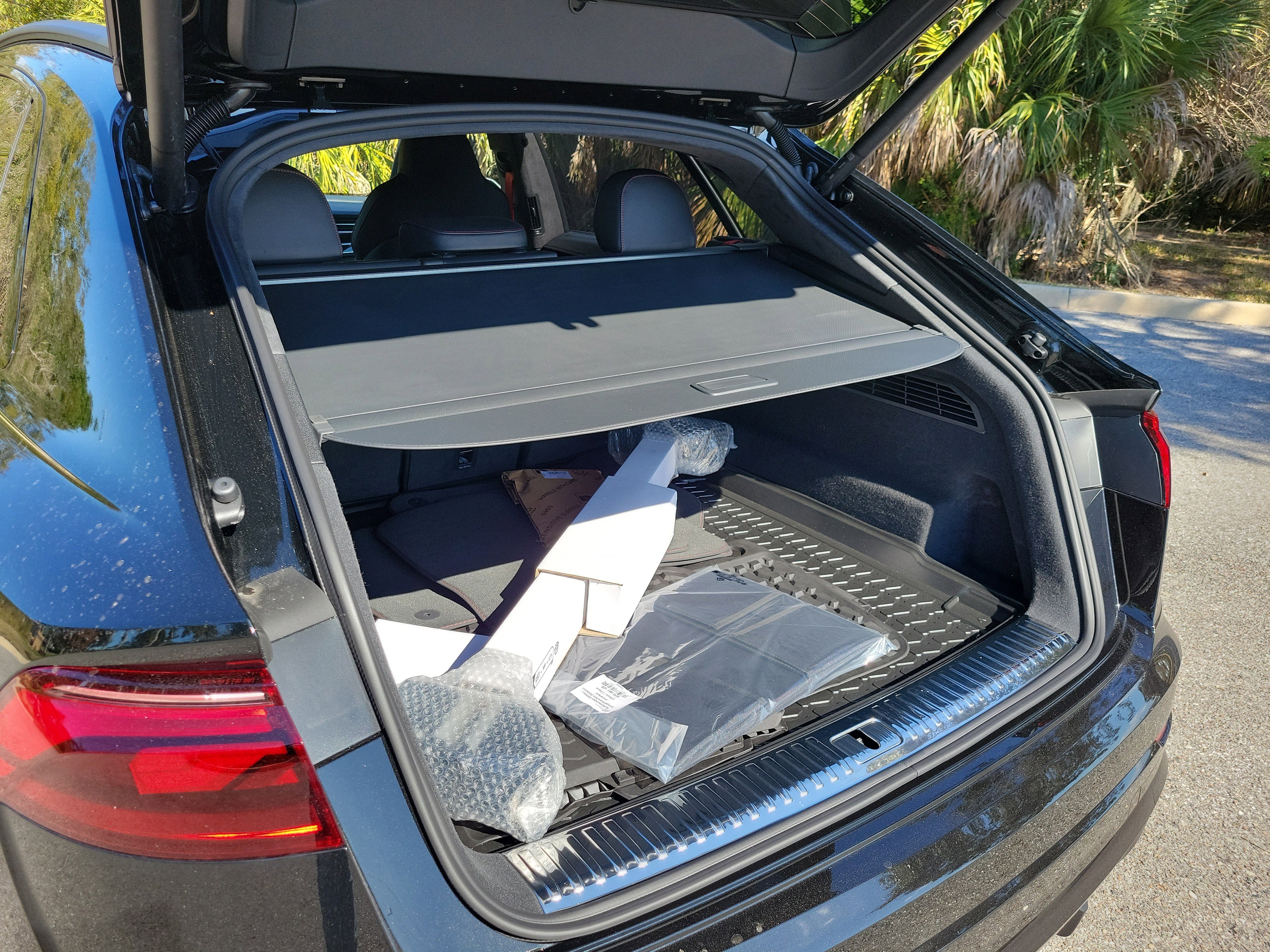 New 2026 Audi SQ8 Prestige image 11