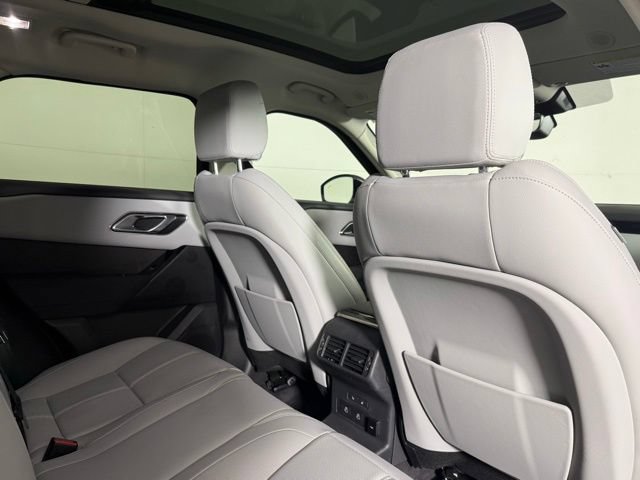 Used 2025 Land Rover Range Rover Velar Dynamic SE AWD/4WD image 30