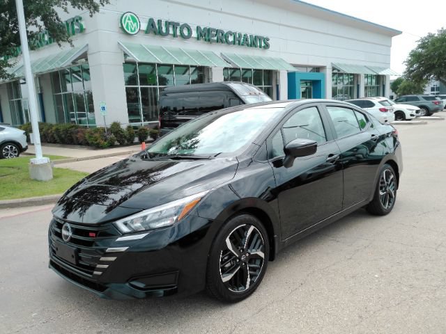 Used 2024 Nissan Versa SR w/ Trunk Package