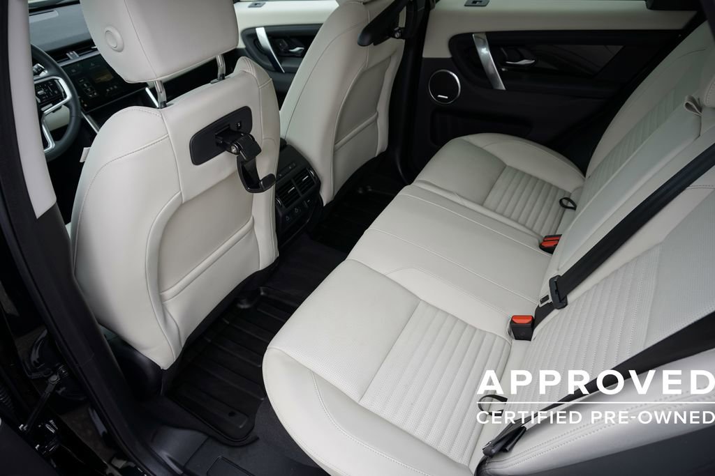 Used 2025 Land Rover Discovery Sport S image 29