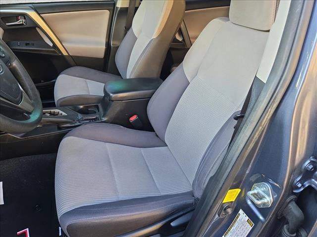 Used 2014 Toyota RAV4 XLE AWD/4WD image 14
