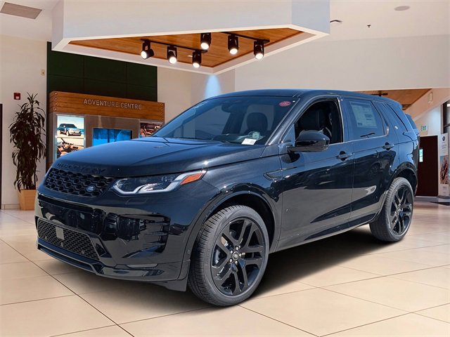 New 2025 Land Rover Discovery Sport Dynamic SE