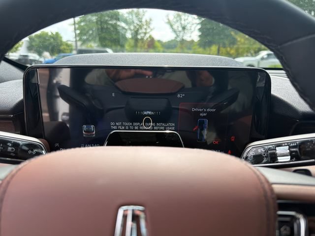 New 2026 Lincoln Aviator Reserve w/ Jet Appearance Package AWD/4WD image 34