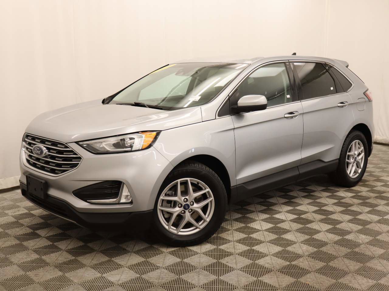 Used 2021 Ford Edge SEL image 1