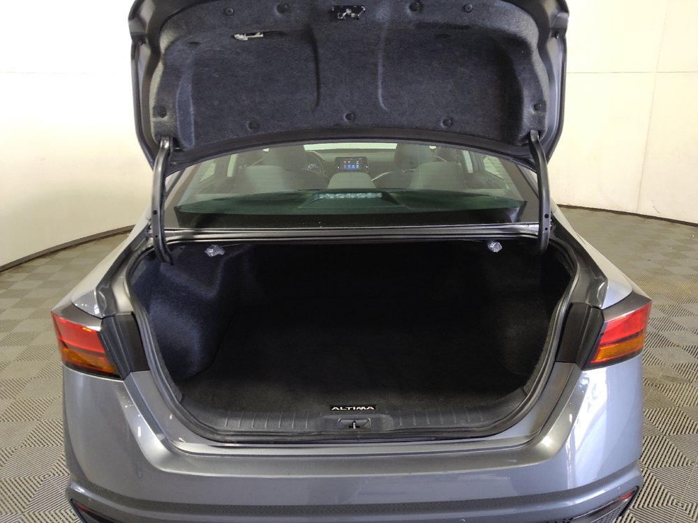 Used 2024 Nissan Altima 2.5 S FWD image 29