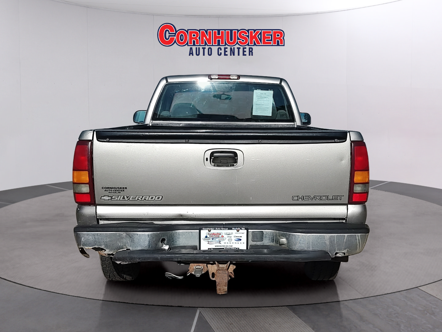 Used 2000 Chevrolet Silverado 1500 LS w/ Firm Ride Suspension Pkg AWD/4WD image 6